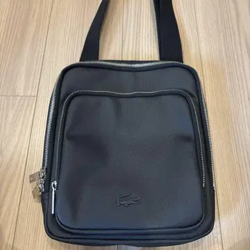 Lacoste 블랙 숄더백