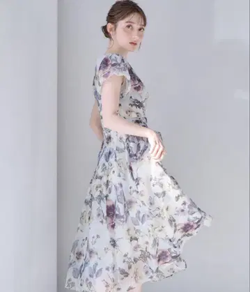 Couture Brooch Summer 오간 풀르 원피스