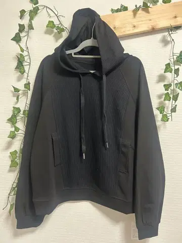 택 포함 새상품 2025 신상 샘플 후드티 블랙 정가 6900