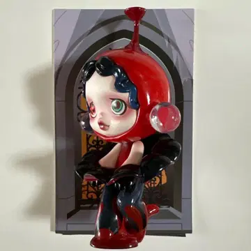 POP MART SKULL PANDA IMAGE OF REALITY