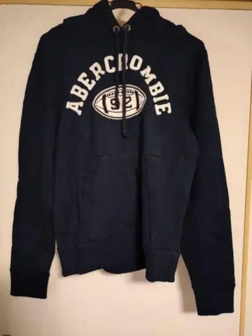 ABERCROMBIE 미사용 새상품 네이비 후드티 92