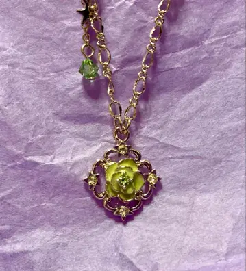 미사용 새상품 ANNA SUI 장미 벌스데이 컬러 목걸이