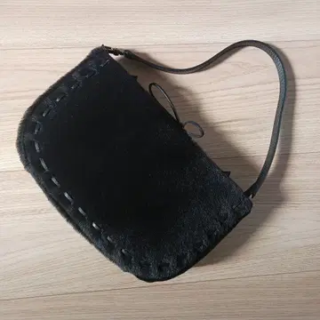 바디 드레싱 파티 백 블랙 송치