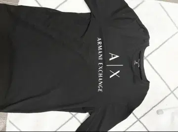 Armani Exchange 블랙 로고 긴팔 티셔츠