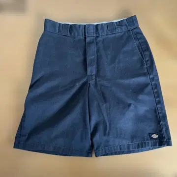 Dickies 블랙 루즈핏 숏팬츠