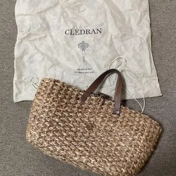 바스켓백 도트 무늬 안쪽 CREDRAN