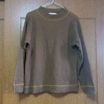 크로커다일 브라운 와플 짜임 긴팔