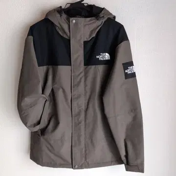 THE NORTH FACE 마운틴 파카 화이트 라벨