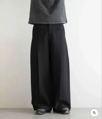 faxcopy express hand in front pocket