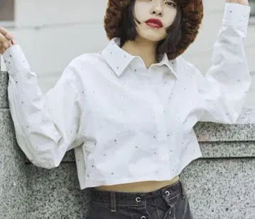 jouetie 쥬에티 큐빅 크롭 셔츠