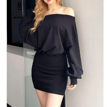 gyda 도킹 오프숄더 맨투맨 OP 블랙