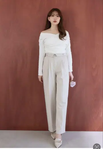 Her lip to 하이웨스트 슬랙스