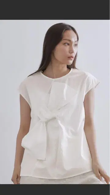리본 모티브 블라우스 [세탁기 사용 가능] 새상품