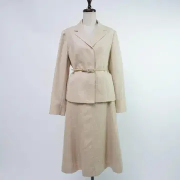 새상품급 자유구 라메 셋업 수트 총안감 골드 사이즈 40*TC789