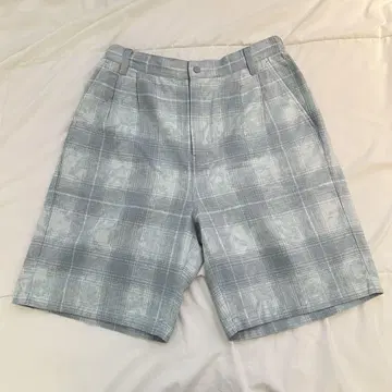 HUF 체크 무늬 하프 팬츠