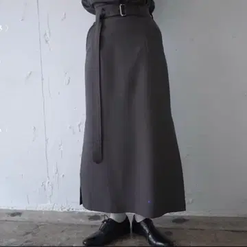 foufou 세미 타이트 스커트 그레이 S 사이즈