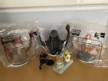 STAR WARS 피규어 세트 KFC 콜라보 캡 3종과 피규어