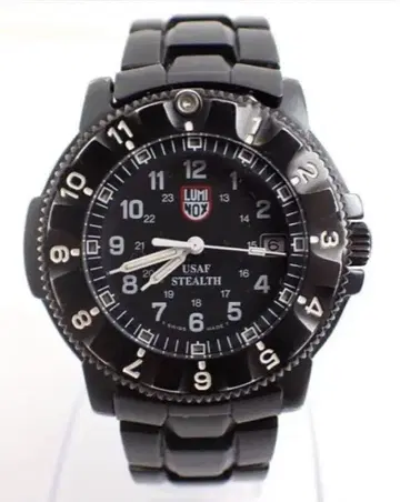 Luminox Stealth 블랙 손목시계