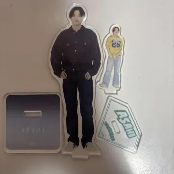 TREASURE 아사히 아크릴 스탠드 2세트