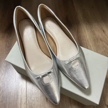 그린 라벨 펌프스 25cm