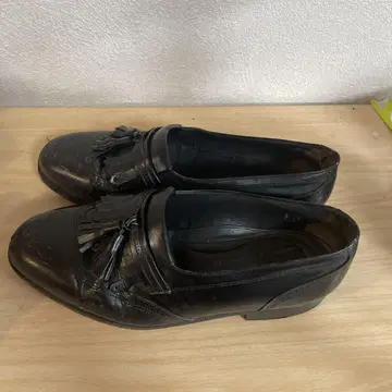블랙 가죽 태슬 로퍼
