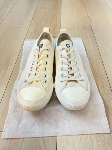 CONVERSE 라이트 화이트 스니커즈 23.5cm 자택 클리닝 완료