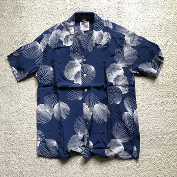DUKE KAHANAMOKU 선서프 아로하