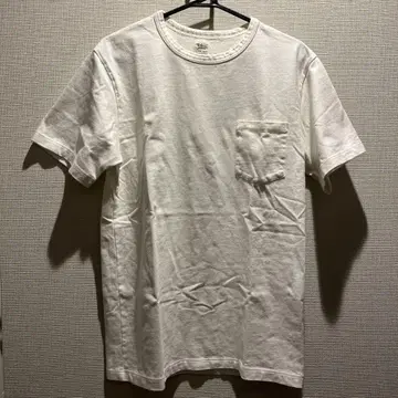 론 허먼 화이트 티셔츠 포켓 부착