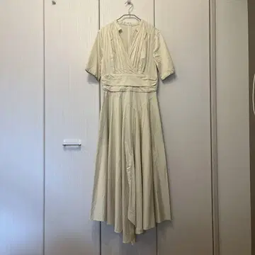 L'AUBE BLANC 불규칙 밑단 셔츠 드레스