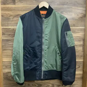 중고 ALPHA INDUSTRIES x RAGE BLUE MA-1