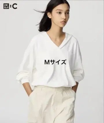 유니클로 C 릴랙스 후데트 스웨터 M 사이즈 화이트 후드티