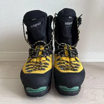 스포르티바 NEPAL EVO GTX