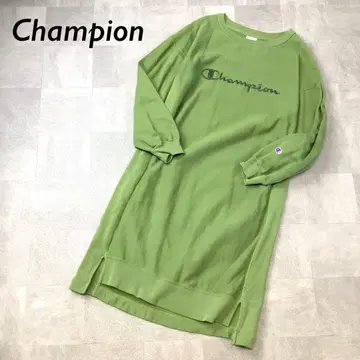 Champion 프론트 로고 라이트 맨투맨 원피스 긴팔 그린 계열