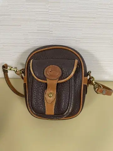 Dooney & Bourke 빈티지 숄더백 브라운