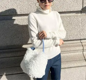 JENNE 푸들 백 화이트 제뉴