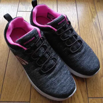 SKECHERS24