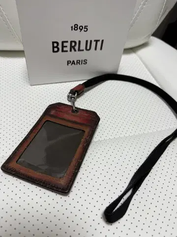 BERLUTI JINKOH 패스 케이스 카드 케이스 정품 스트랩 포함