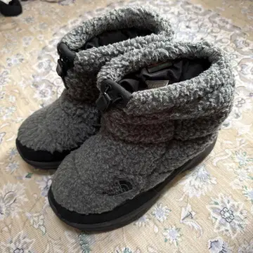 THE NORTH FACE 눕시 보아 부츠