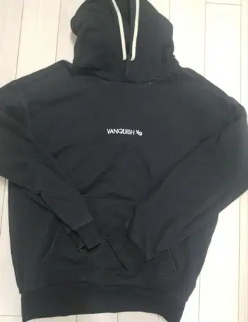 VANQUISH FITNESS 블랙 후드티 S 사이즈
