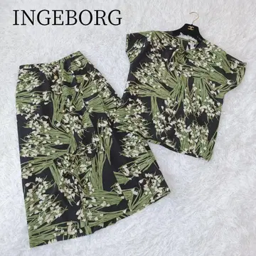 [ INGEBORG/잉게보그 ] 셋업 은방울꽃 꽃무늬 보타니컬 스커트