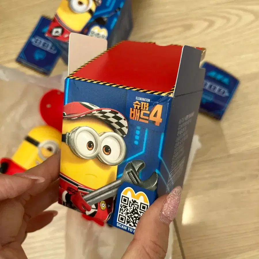 맥도날드 해피밀 슈퍼배드4 미니언즈 장난감 (일괄)