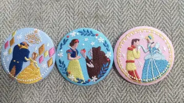 Disney Characters 디즈니 자수 캔뱃지 3개 세트
