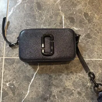 MARC JACOBS 블랙 숄더백