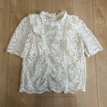 세잔느 여성용 레이스 블라우스 반팔 화이트