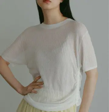미사용 CASA FLINE 시어 오너먼트 패턴 니트탑