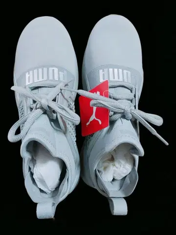 미사용 PUMA 이그나이트 Limitless 메탈릭 우먼 23.5cm