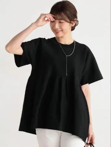 vin 하프 슬리브 페플럼 니트