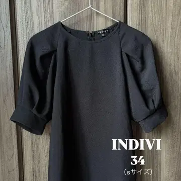 [ INDIVI ] 블랙 퍼프 슬리브 상의 34