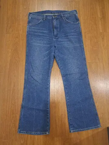 Wrangler 플레어 데님