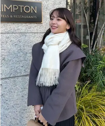 새상품급 FRAY I.D 숄카라 숏 리버 코트